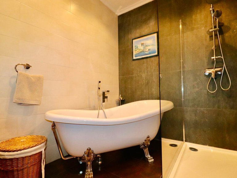 Villa for Sale in Albatera, Alicante 11