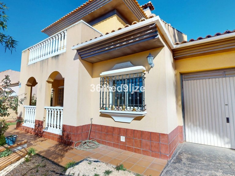 Villa for Sale in Los Alcazares, Murcia 4