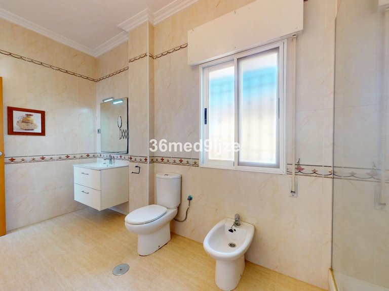 Villa for Sale in Los Alcazares, Murcia 24