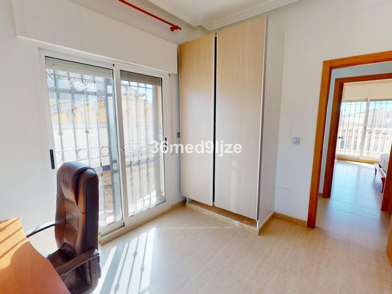 Villa for Sale in Los Alcazares, Murcia 26