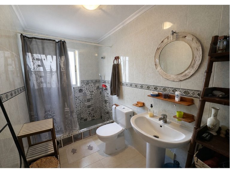 Apartment for Sale in Torrevieja, Alicante 16