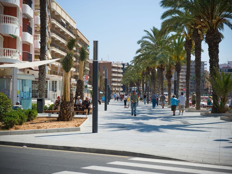 Apartment for Sale in Torrevieja, Alicante 25