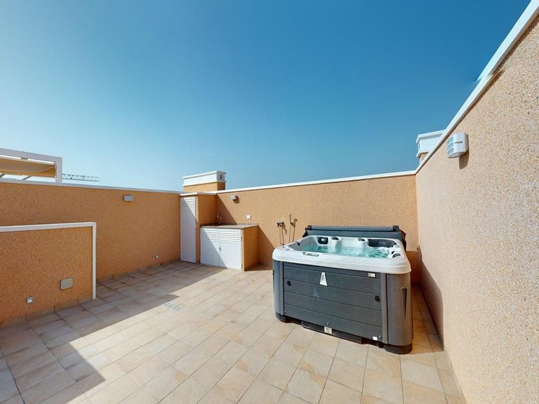 Apartment for Sale in Guardamar Del Segura, Alicante 1