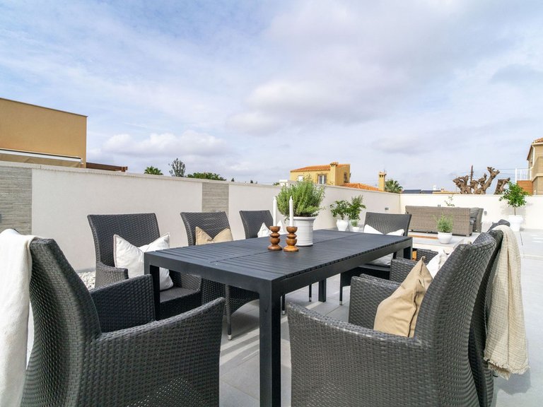 Villa for Sale in Torrevieja, Alicante 24