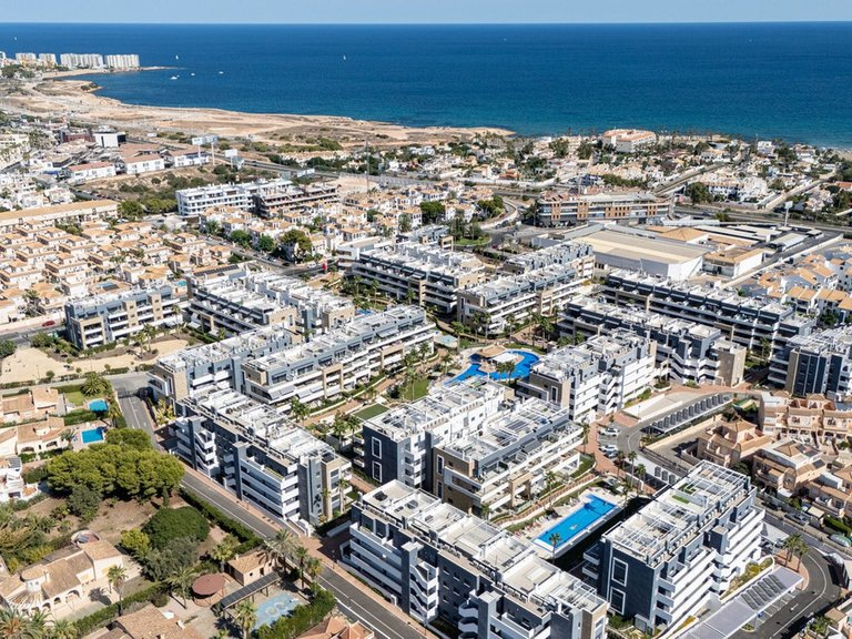 Apartment for Sale in Playa Flamenca, Alicante 38