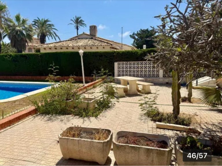 Villa for Sale in Cabo Roig, Alicante 46