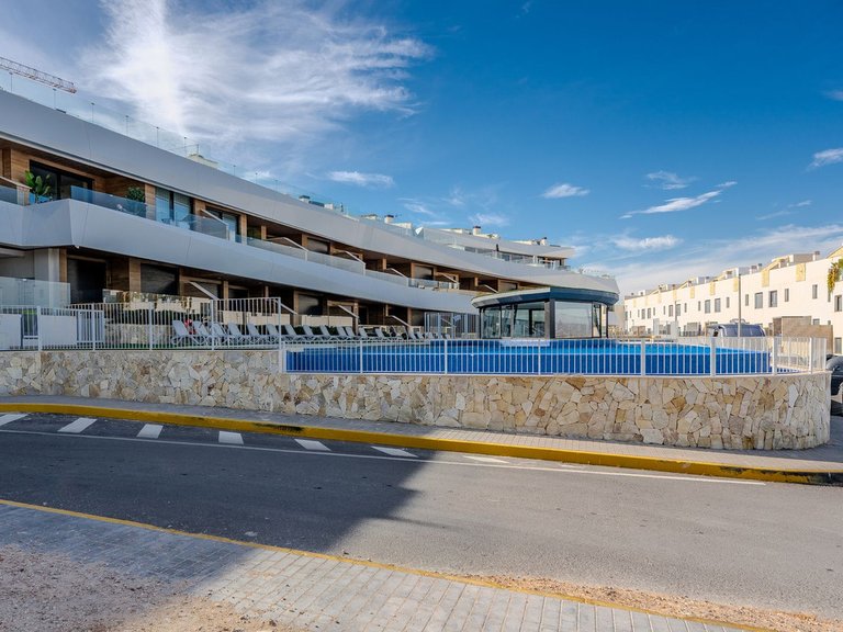 Apartment for Sale in Santa Pola, Alicante 35