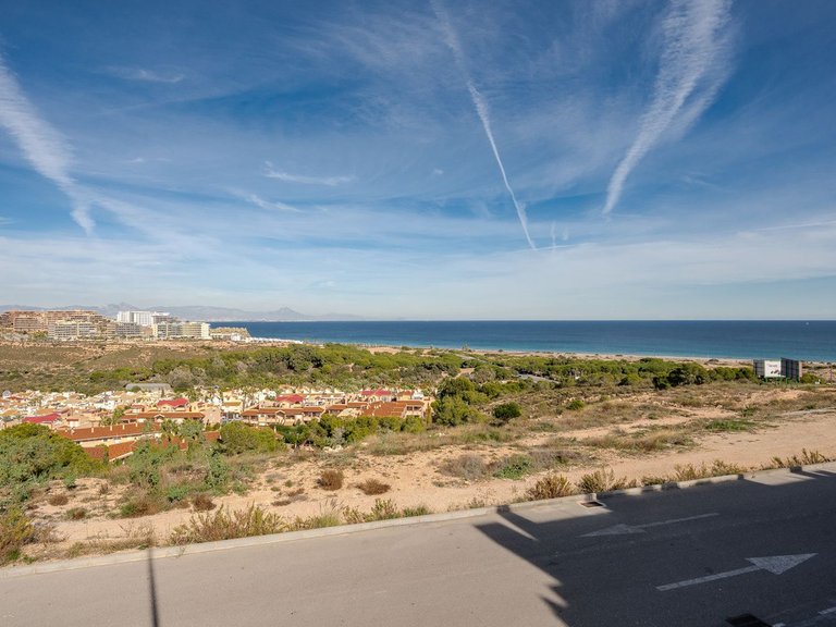 Apartment for Sale in Santa Pola, Alicante 41