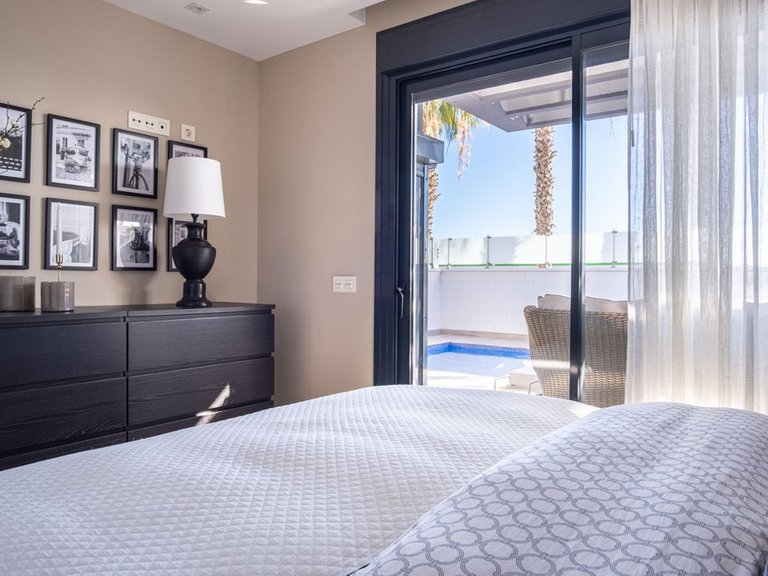 Villa for Sale in Cabo Roig, Alicante 15
