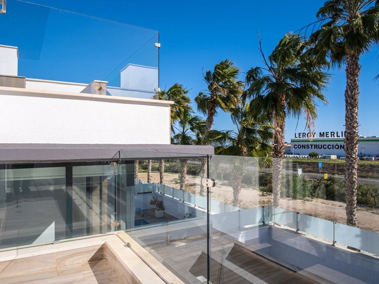 Villa for Sale in Cabo Roig, Alicante 24