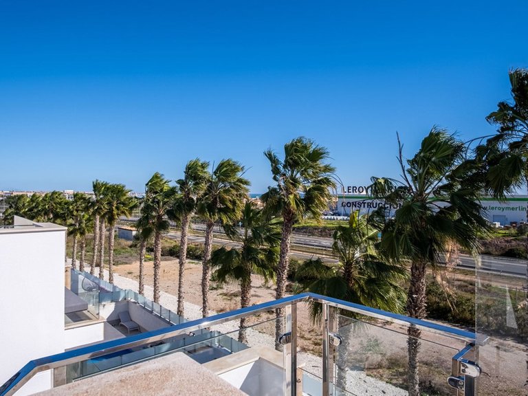 Villa for Sale in Cabo Roig, Alicante 29