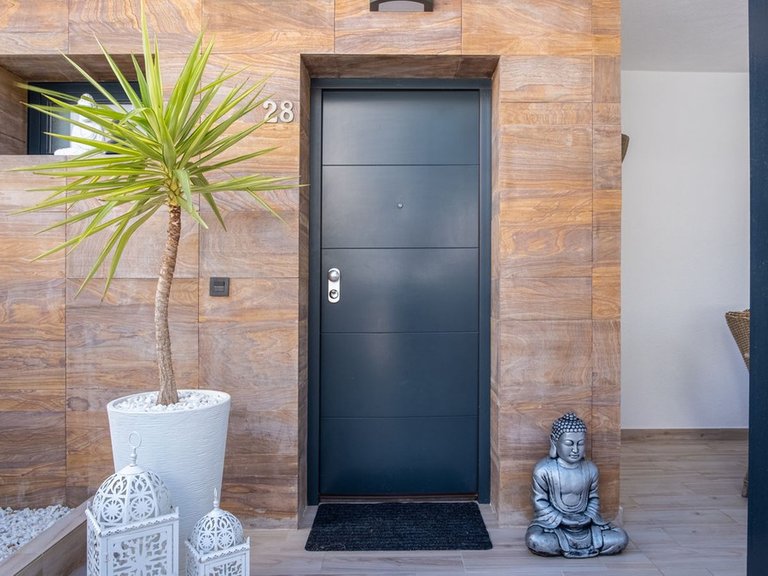 Villa for Sale in Cabo Roig, Alicante 33