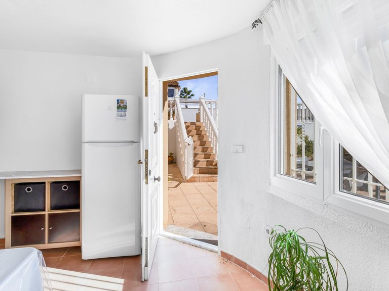 Villa for Sale in San Miguel De Salinas, Alicante 9