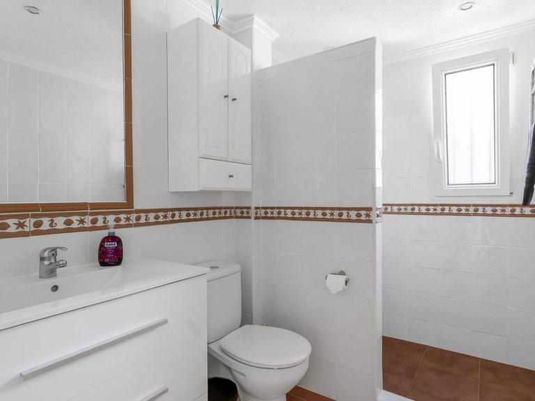 Villa for Sale in San Miguel De Salinas, Alicante 14