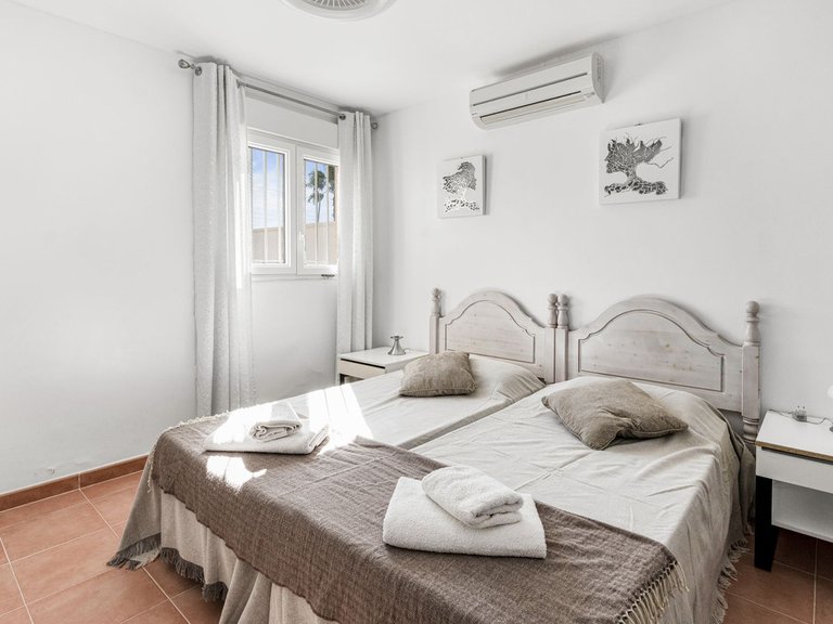 Villa for Sale in San Miguel De Salinas, Alicante 25