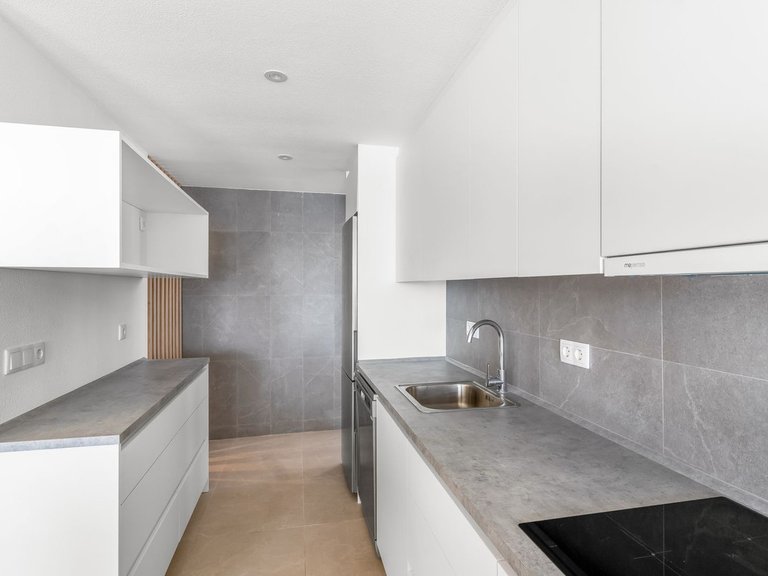 Apartment for Sale in Torrevieja, Alicante 12