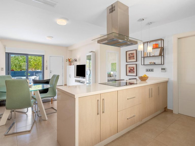 Town House for Sale in Formentera Del Segura, Alicante 6
