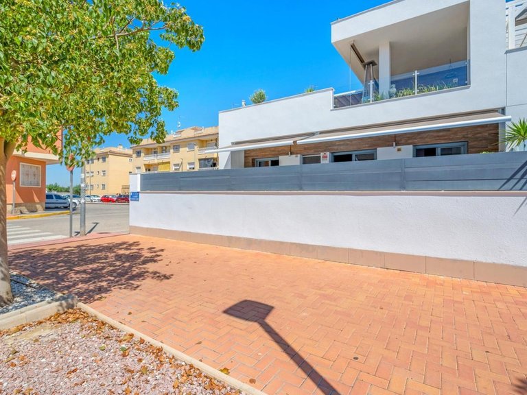Town House for Sale in Formentera Del Segura, Alicante 14