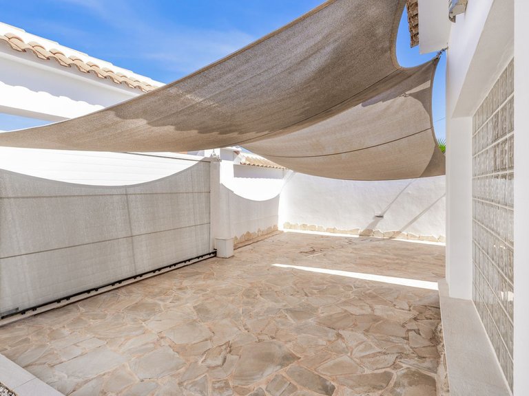 Villa for Sale in La Florida, Alicante 11