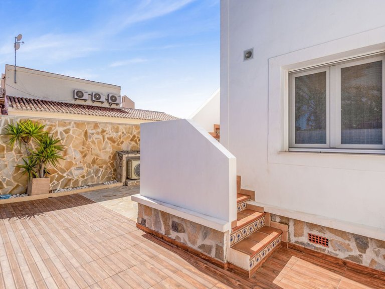 Villa for Sale in La Florida, Alicante 15