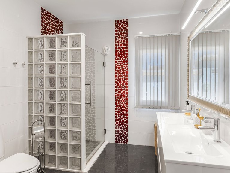 Villa for Sale in La Florida, Alicante 46