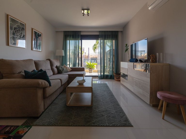 Apartment for Sale in Mil Palmeras, Alicante 10