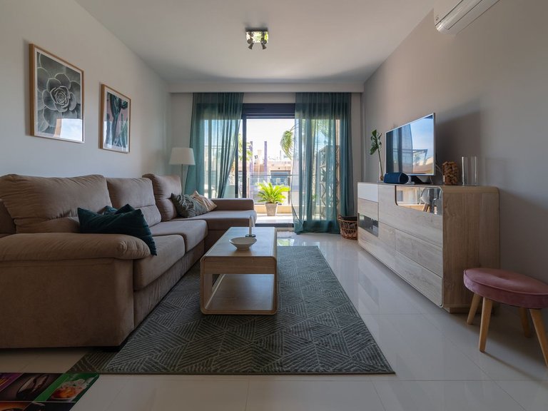 Apartment for Sale in Mil Palmeras, Alicante 11