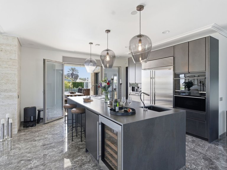 Villa for Sale in La Zenia, Alicante 5