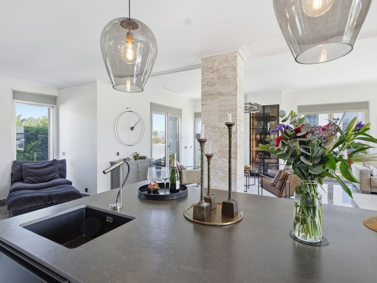 Villa for Sale in La Zenia, Alicante 12