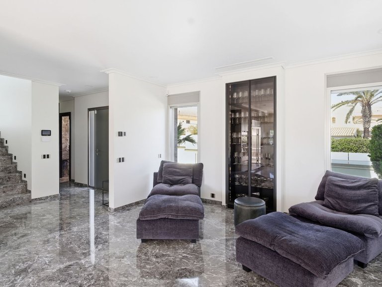 Villa for Sale in La Zenia, Alicante 15