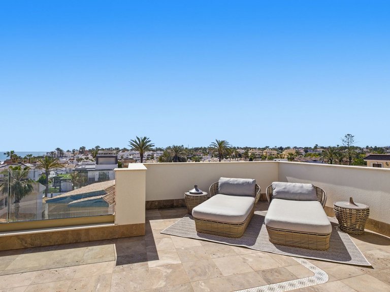 Villa for Sale in La Zenia, Alicante 29
