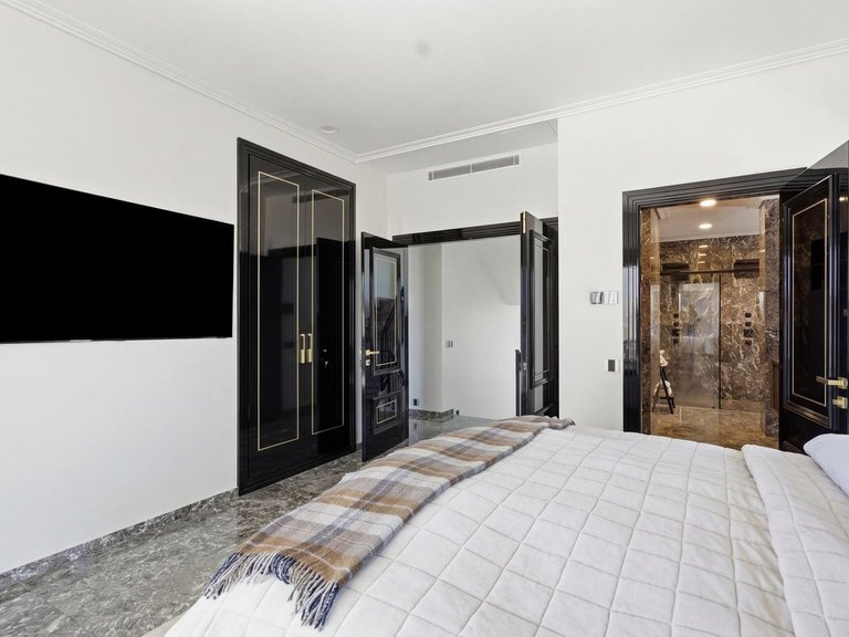 Villa for Sale in La Zenia, Alicante 39