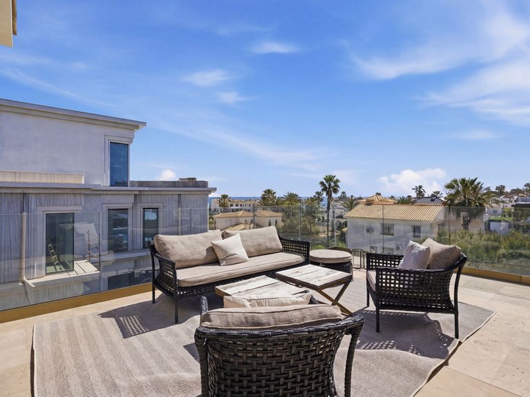Villa for Sale in La Zenia, Alicante 49