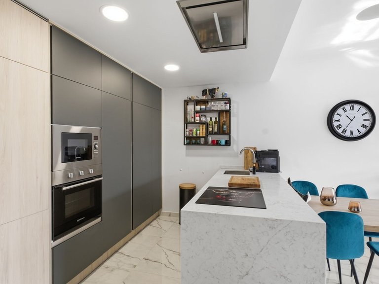 Apartment for Sale in Los Altos, Alicante 7