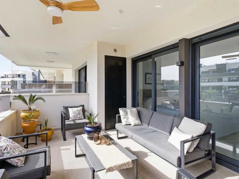 Apartment for Sale in Los Altos, Alicante 8