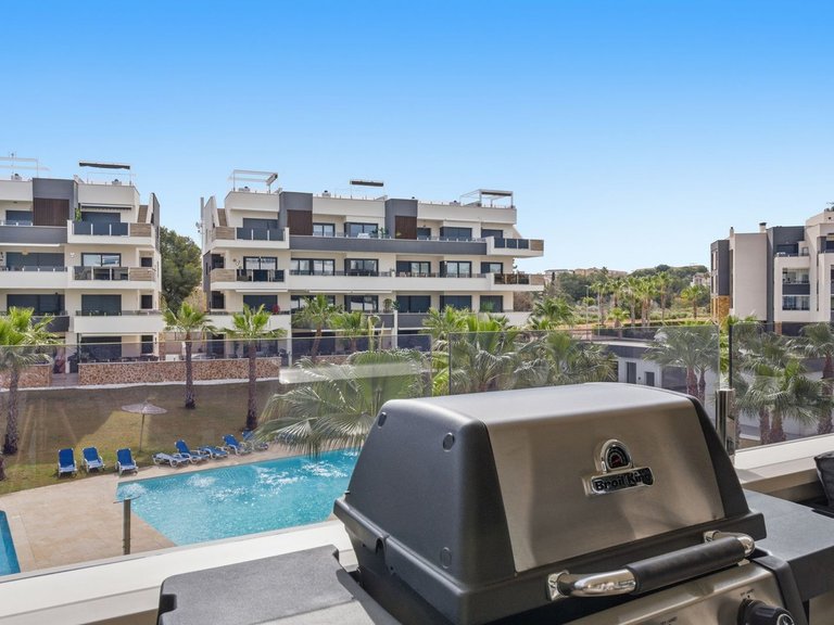 Apartment for Sale in Los Altos, Alicante 10