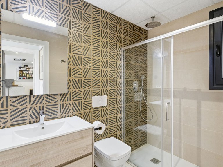 Apartment for Sale in Los Altos, Alicante 19