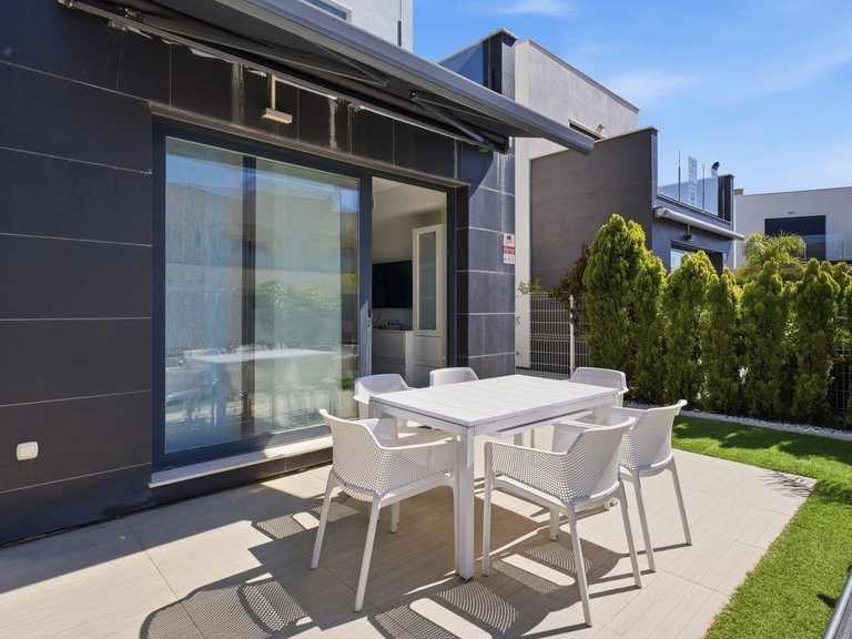 Villa for Sale in Punta Prima, Alicante 4