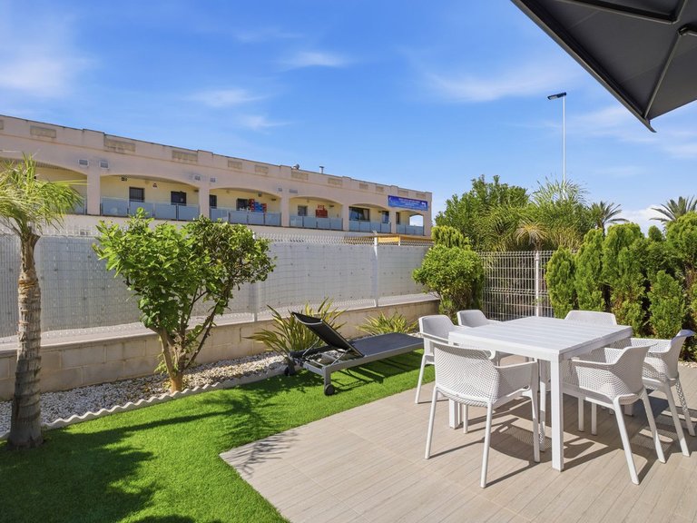 Villa for Sale in Punta Prima, Alicante 6