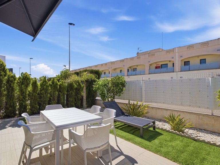 Villa for Sale in Punta Prima, Alicante 7