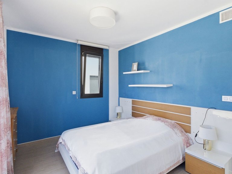Villa for Sale in Punta Prima, Alicante 24