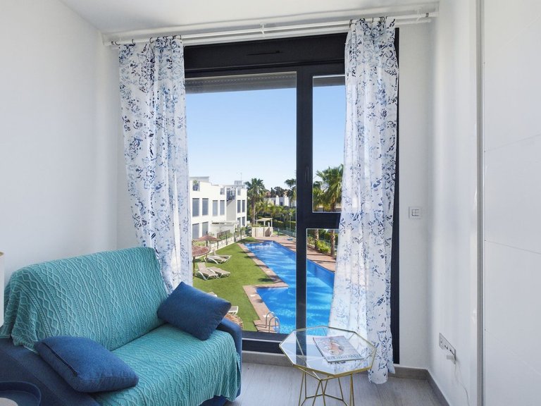 Villa for Sale in Punta Prima, Alicante 30
