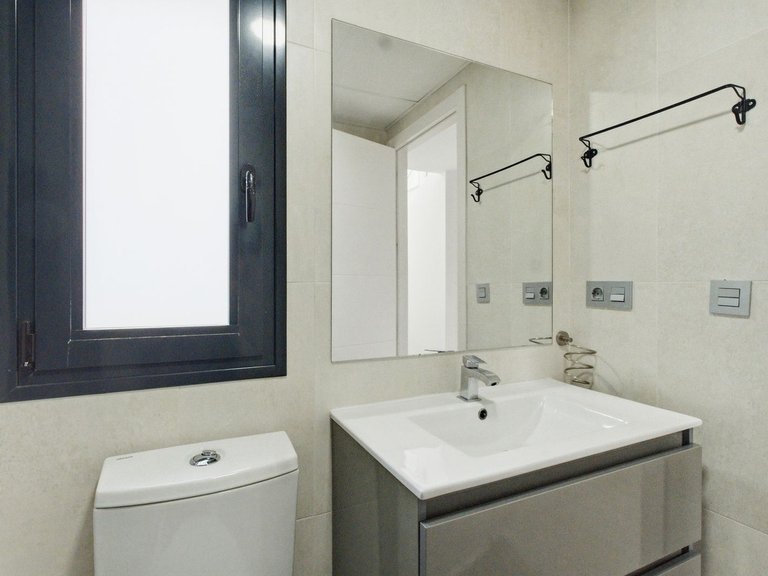Villa for Sale in Punta Prima, Alicante 33