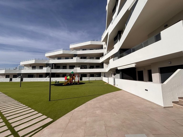 Apartment for Sale in San Miguel De Salinas, Alicante 32