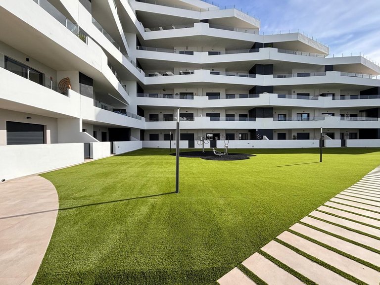 Apartment for Sale in San Miguel De Salinas, Alicante 37