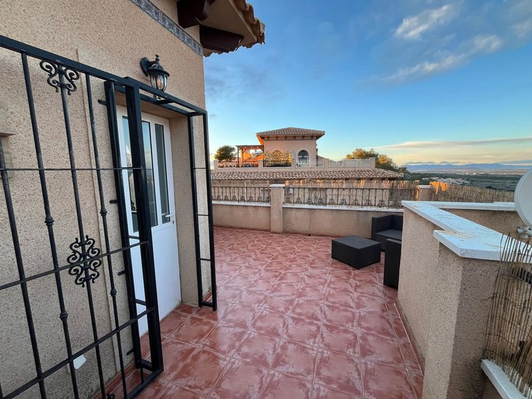 Town House for Sale in Villamartin, Alicante 32