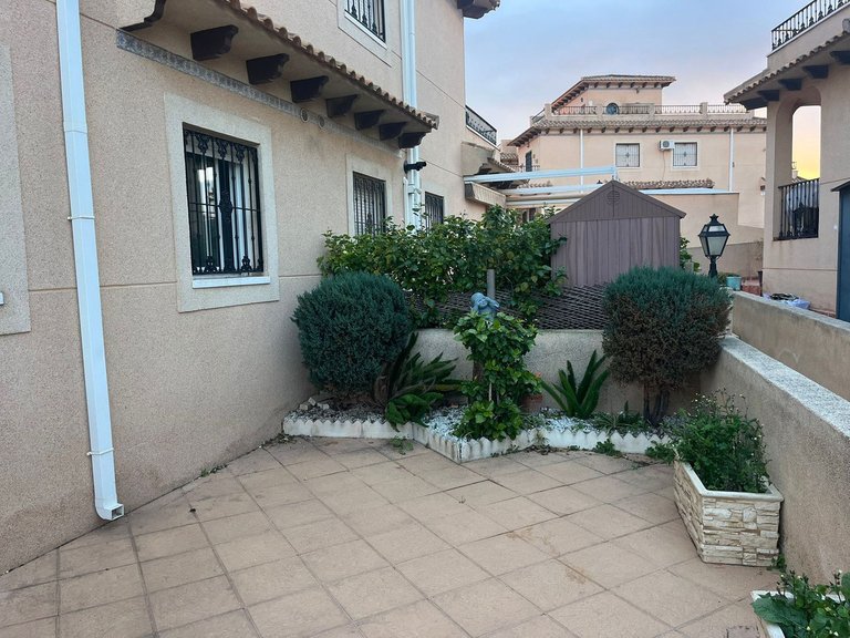 Town House for Sale in Villamartin, Alicante 34