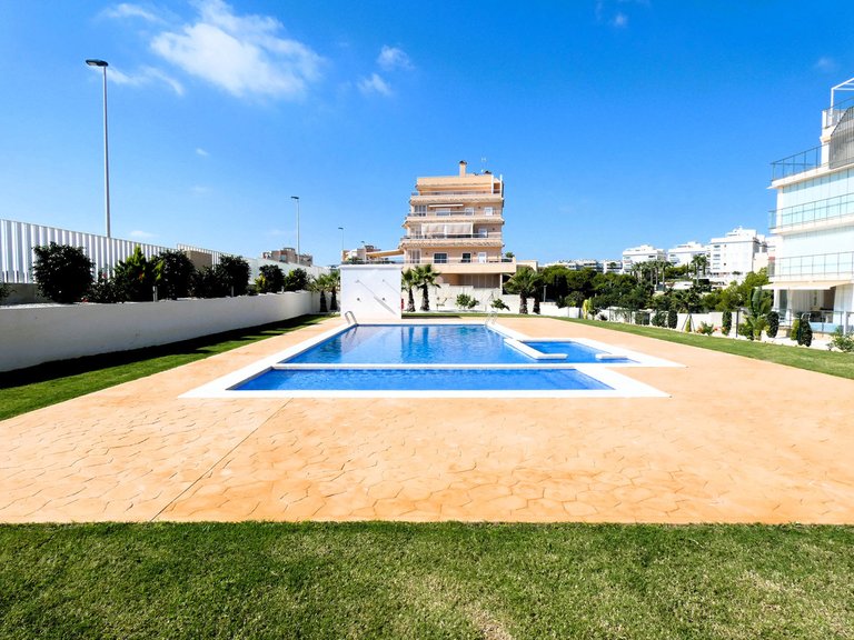 Apartment for Sale in Los Dolses, Alicante 28