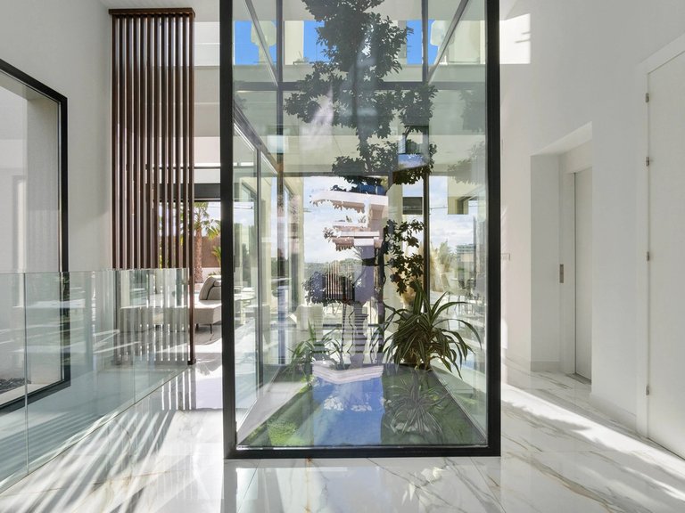 Villa for Sale in Villamartin, Alicante 7