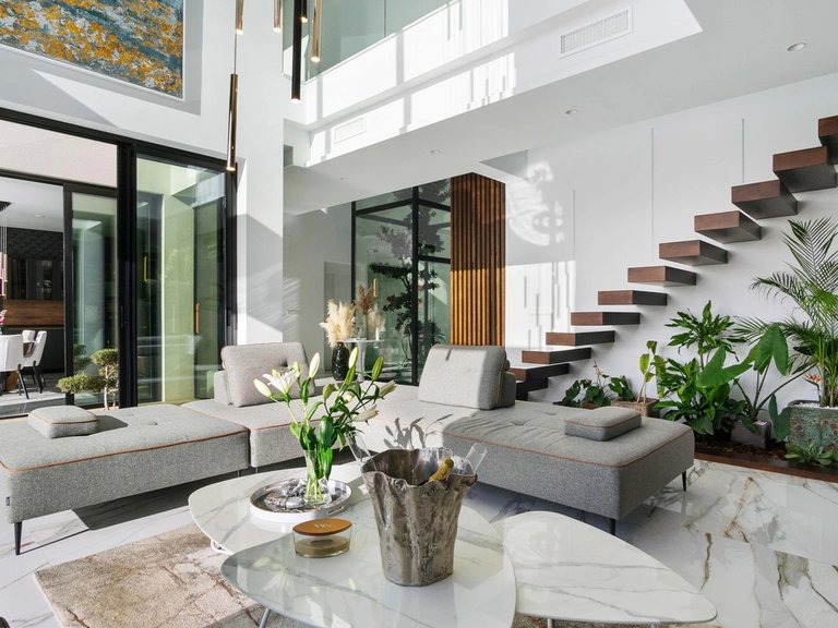 Villa for Sale in Villamartin, Alicante 11